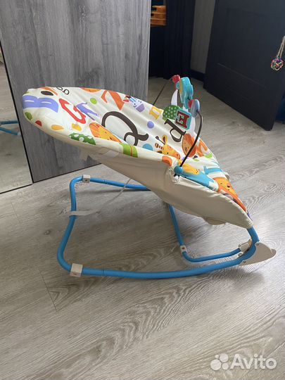 Шезлонг качалка с вибрацией