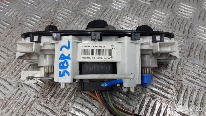 Блок управления климатической установкой Renault S