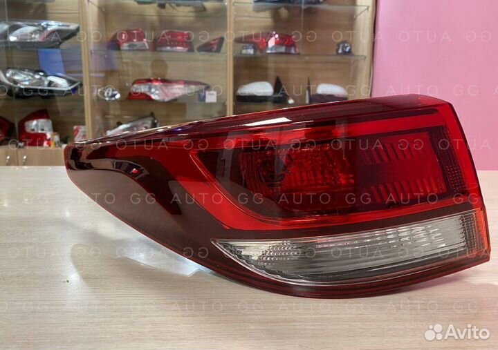 Фонарь левый на крыло Kia Rio 4 20-23