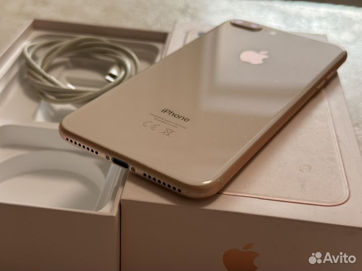 iPhone 8 Plus, 64 ГБ