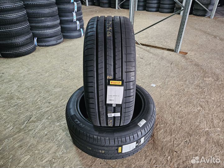 Pirelli P Zero Luxury Saloon 275/45 R21 107Y
