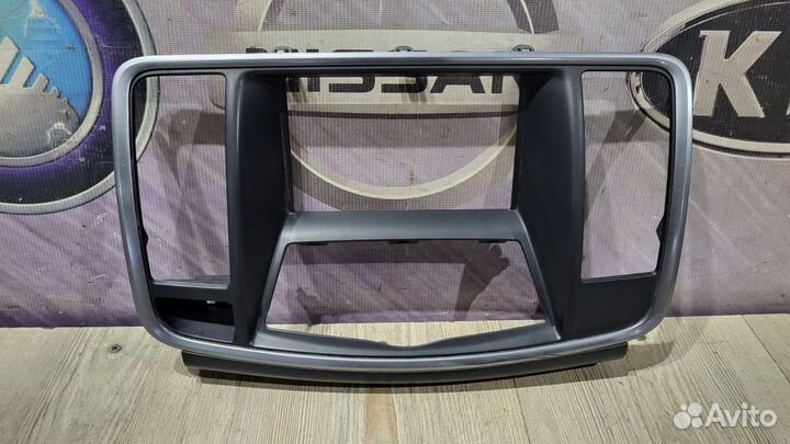 Рамка магнитолы Накладка панели центр Nissan teana