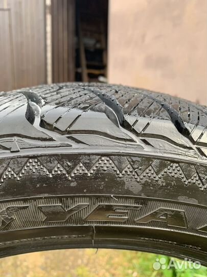 Goodyear UltraGrip Ice 235/50 R18 97T