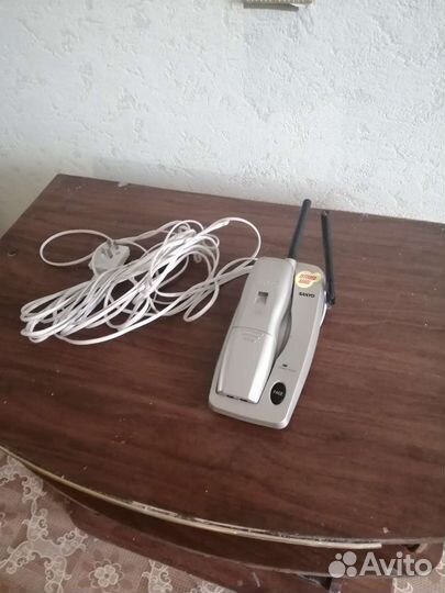 Домашний телефон