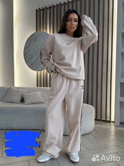 Спортивный костюм женский теплый 48 50