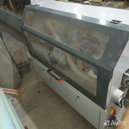 Кромкооблицовачный станок