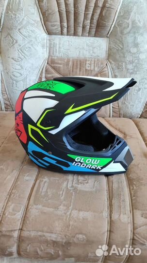 Кроссовый шлем новый