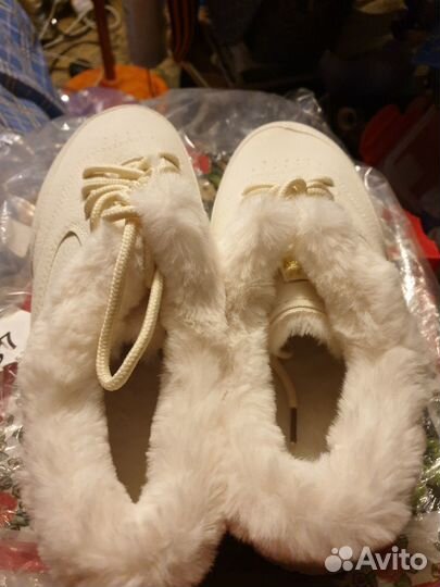 Ботинки зимние новые