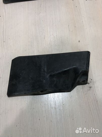 Заглушка воздуховода Skoda Octavia A5