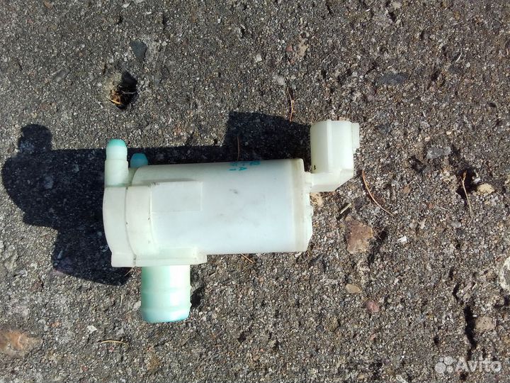 Бачок омывателя Ниссан тиида