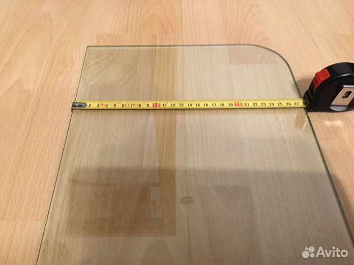 Полки стеклянные с держателями пеликан