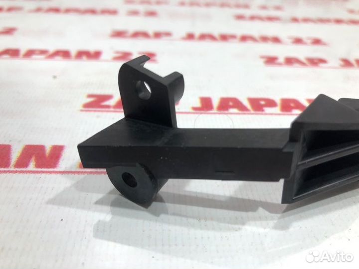 Крепление фары левое Lexus Rx330