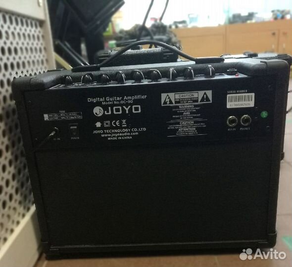 Цифровой гитарный комбо Joyo DC-30