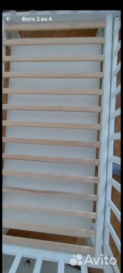 Детская кроватка с маятником и ящиком