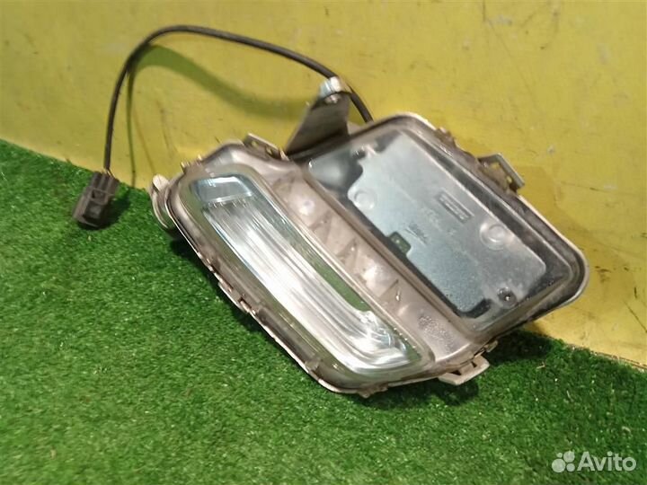 Фара противотуманная правая Volvo XC60 2008