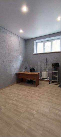 Офис, 13.7 м²