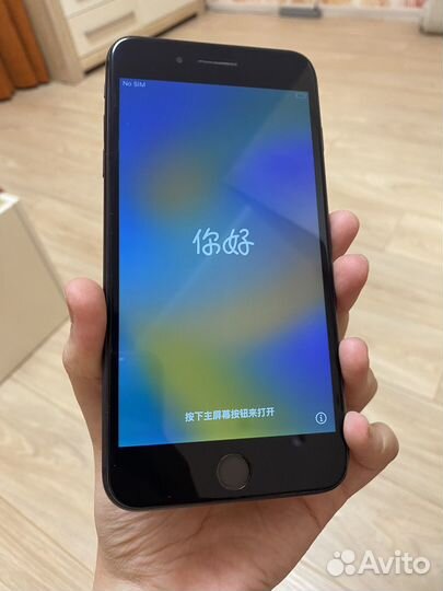 iPhone 8 plus 64gb