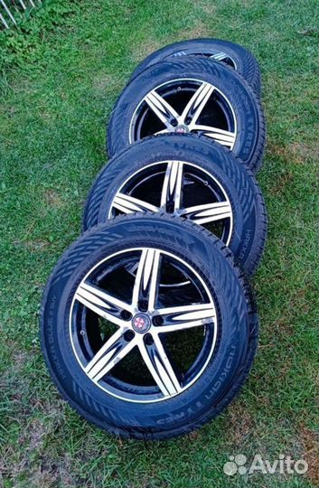 Nokian Tyres Hakka Blue 2 225/65 R17