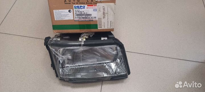 Фара основная правая Audi 100 (C4) 90-94