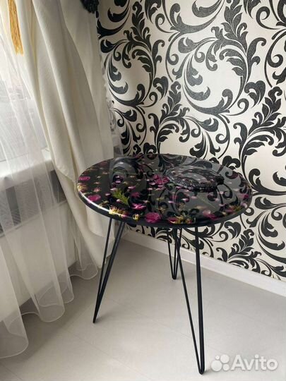 Стол журнальный кофейный