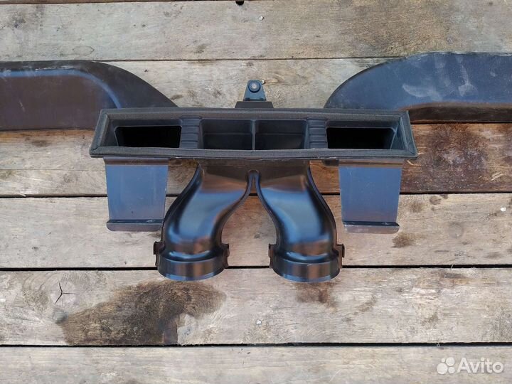 Воздуховод Форд Фьюжн хэтчбек 1.4 fxja 2006