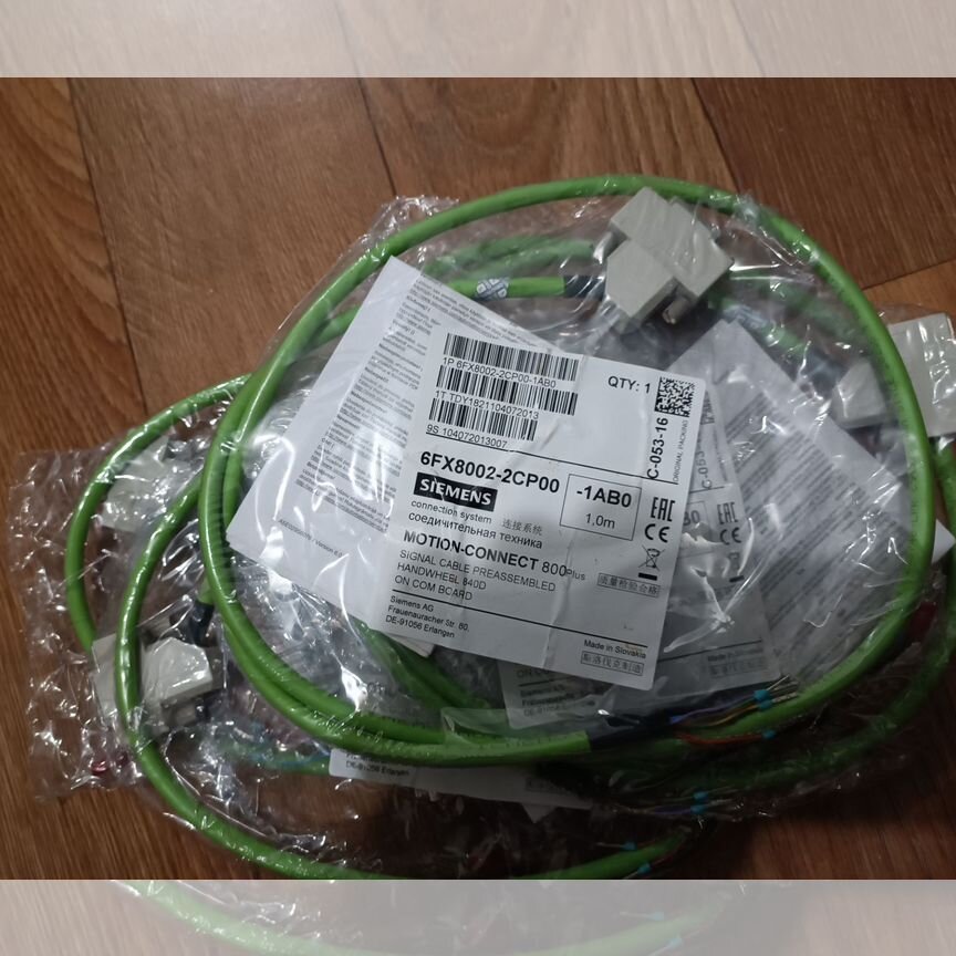 購入者います！ ジムニー JB23W 【11189-67H12】 【11189-67H11】 オイル 漏れ