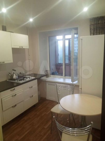 1-к. квартира, 35 м², 4/9 эт.