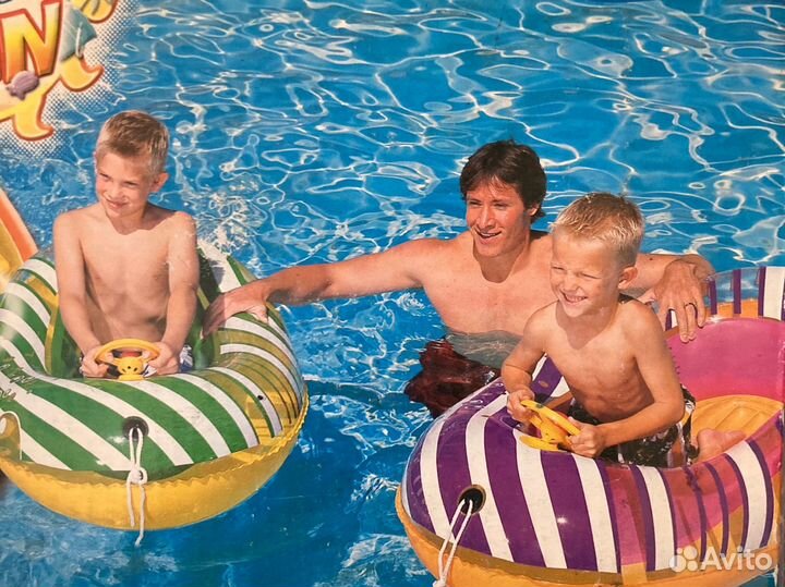 Детская надувная лодка