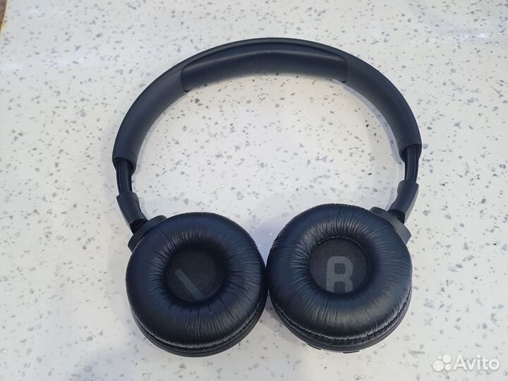 Беспроводные наушники jbl tune 560bt накладные