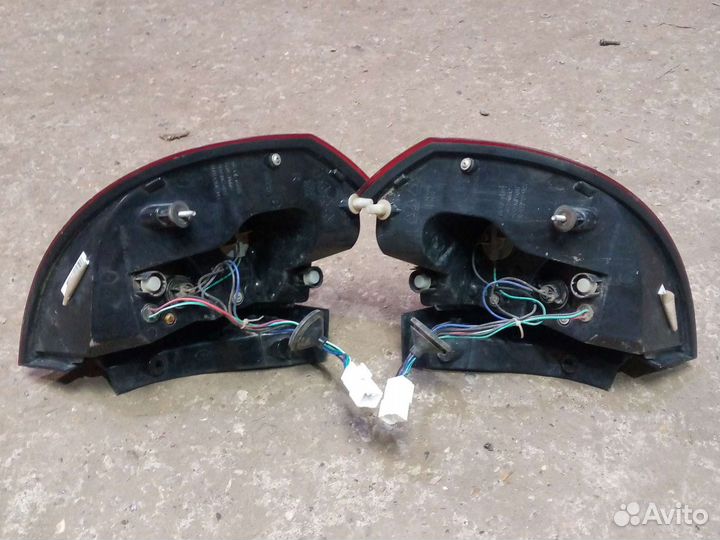 Фонарь задний Geely Emgrand x7