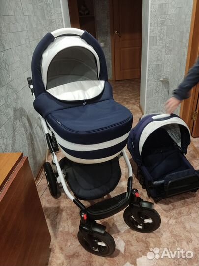 Коляска 2 в 1 adamex