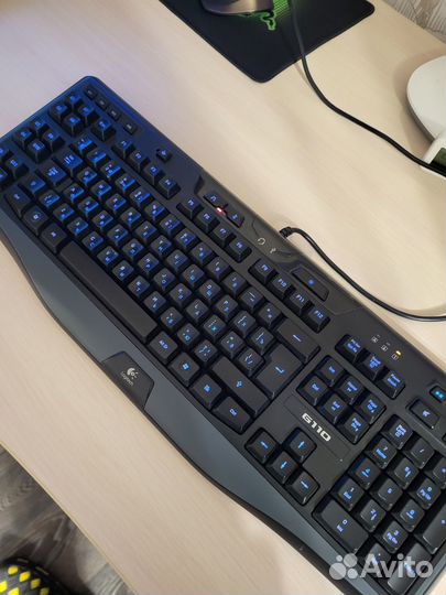 Игровая клавиатура logitech G110 и мышь в подарок
