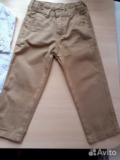 Костюм на мальчика 98р