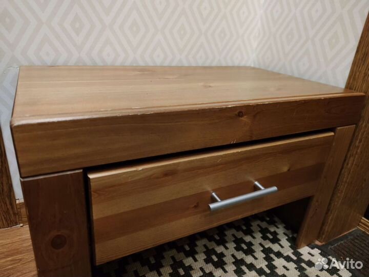 Вешалка в прихожую с тумбой, массив