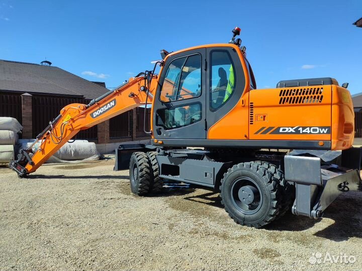 Колёсный экскаватор DOOSAN DX140W, 2023