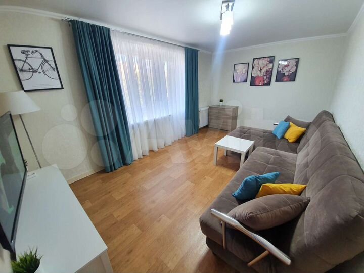 2-к. квартира, 46 м², 4/9 эт.