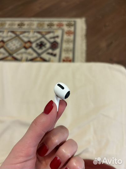 Airpods pro наушник левый нерабочий