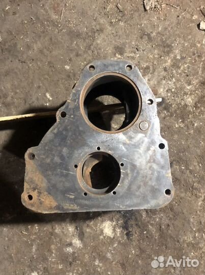 Корпус редуктора вом Дт-75