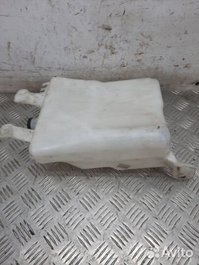 Бачок омывателя Nissan Micra хэтчбэк 5 дв. 1.2