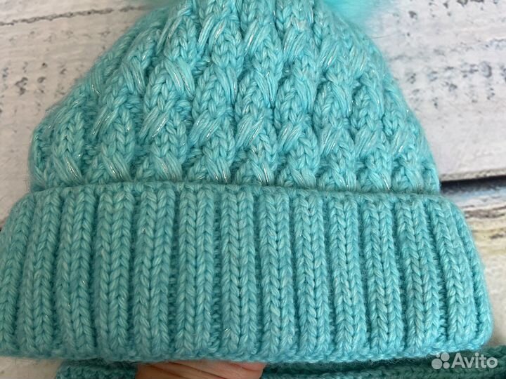 Комплект для девочки шарф и шапка