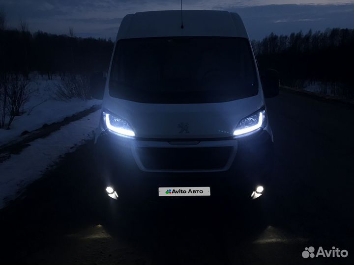 Peugeot Boxer цельнометаллический, 2017