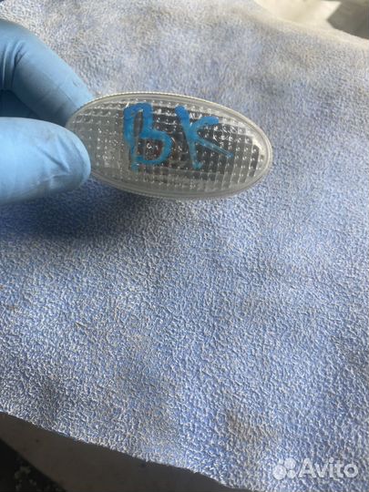 Повторитель поворота В крыло mazda 3 BK бу оригин