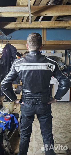 Мотокуртка кожаная мужская