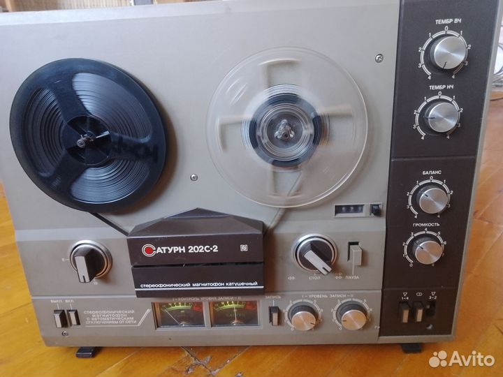 Катушечный магнитофон