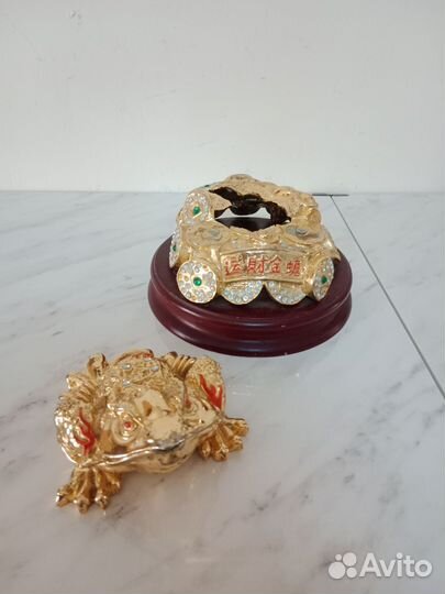 Трёх малая денежная жаба