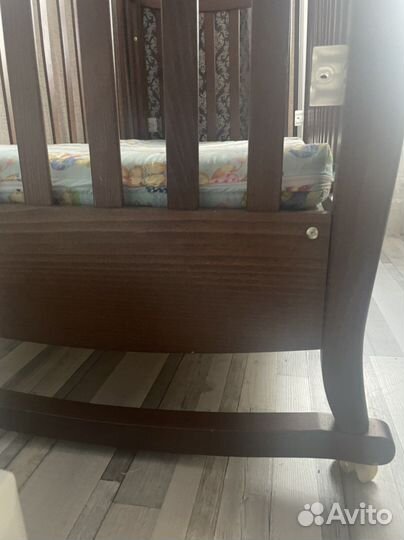 Кровать детская в хорошем состояние