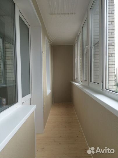 Балконный пластиковый блок с дверью