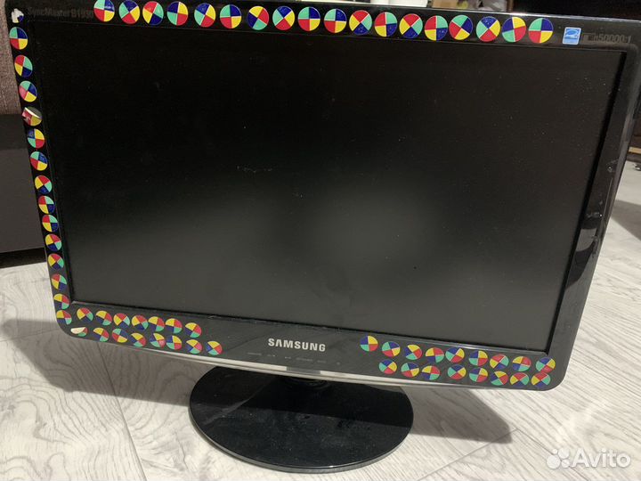 Монитор Samsung