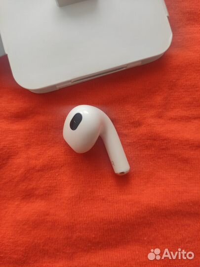 Правый новый наушник AirPods 3 (авитодоставкой)