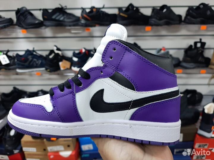 Кроссовки женские зимние Nike Air Jordan